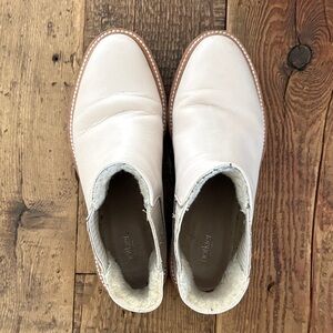 Botkier White Leather Ankle Boots